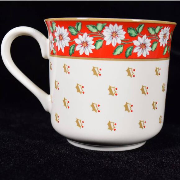 CHARLTON HALL KOBE CLASSIC TRADITIONS JAPAN Mug Cup and Saucer Christmas Set - Picture 5 of 10